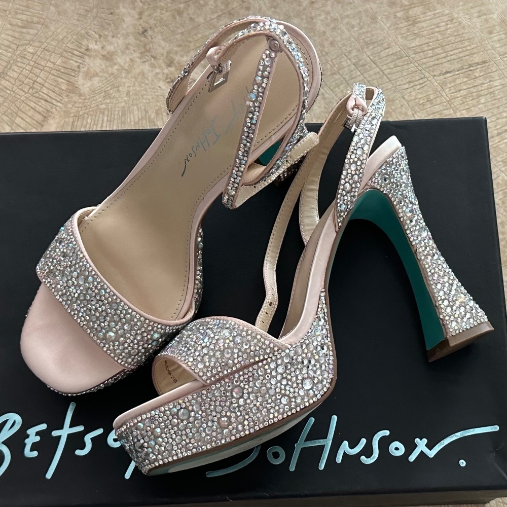 Betsey Johnson Blue Women's SB-Beth Heeled Sandal, Champagne, 6.5